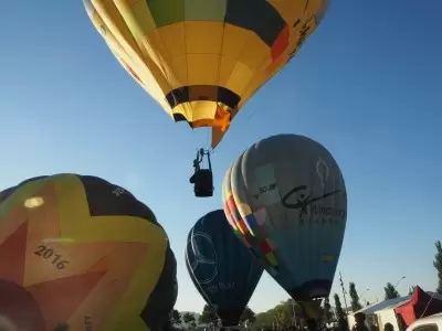Por que os balões de ar quente ficam no ar?